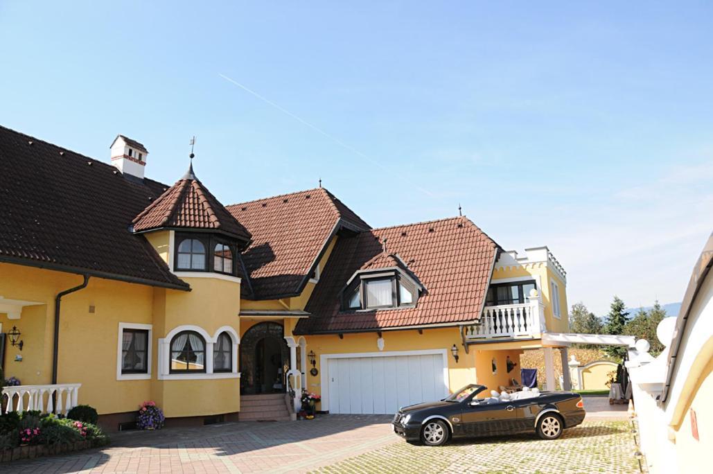 Appartements Panorama Schlossl Velden am Wörthersee Esterno foto